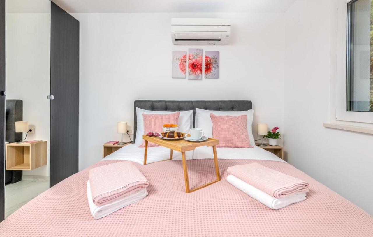 Apartments Elle Luxury Vantacici Малинска Экстерьер фото