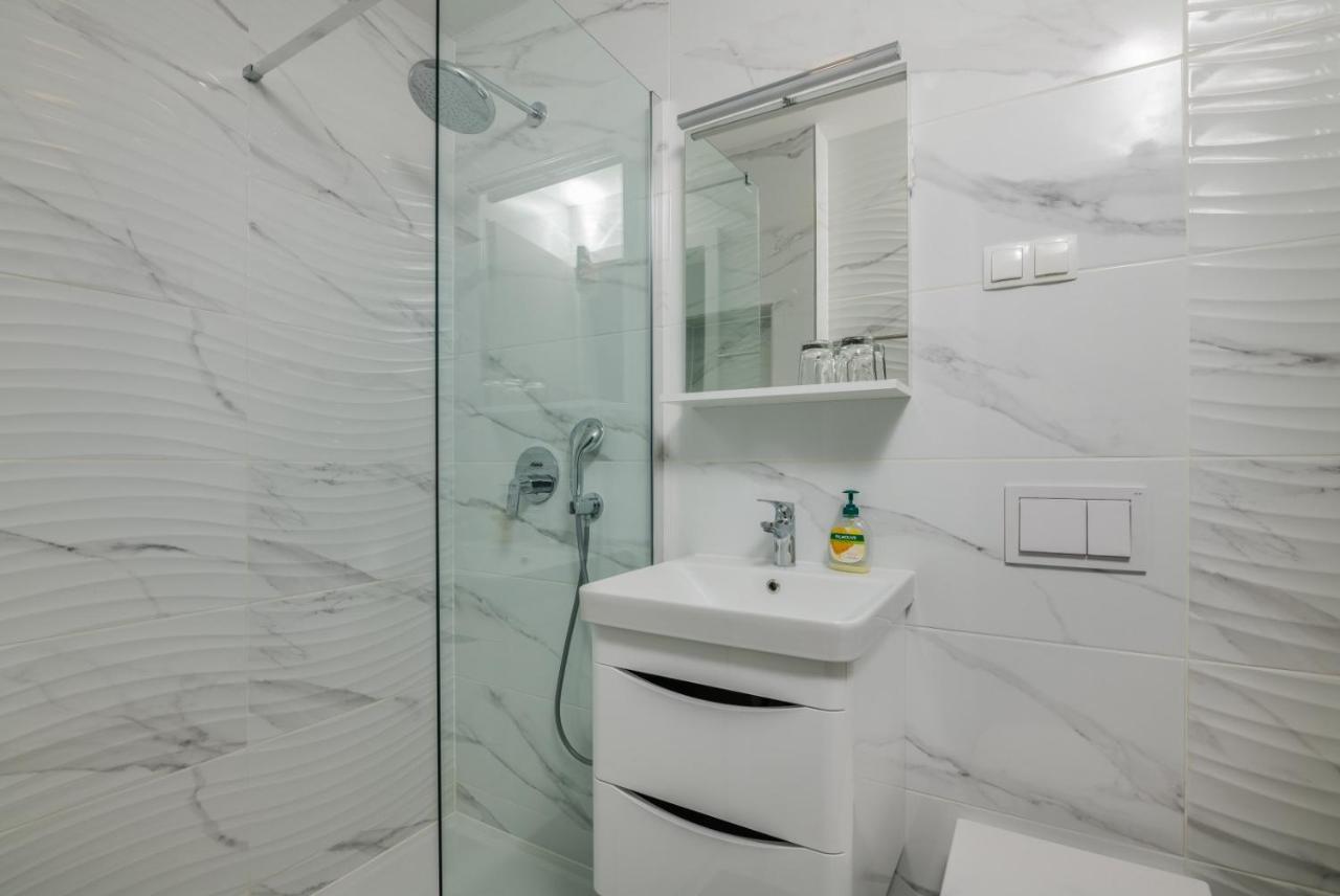 Apartments Elle Luxury Vantacici Малинска Экстерьер фото