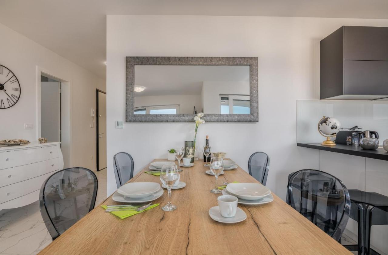 Apartments Elle Luxury Vantacici Малинска Экстерьер фото