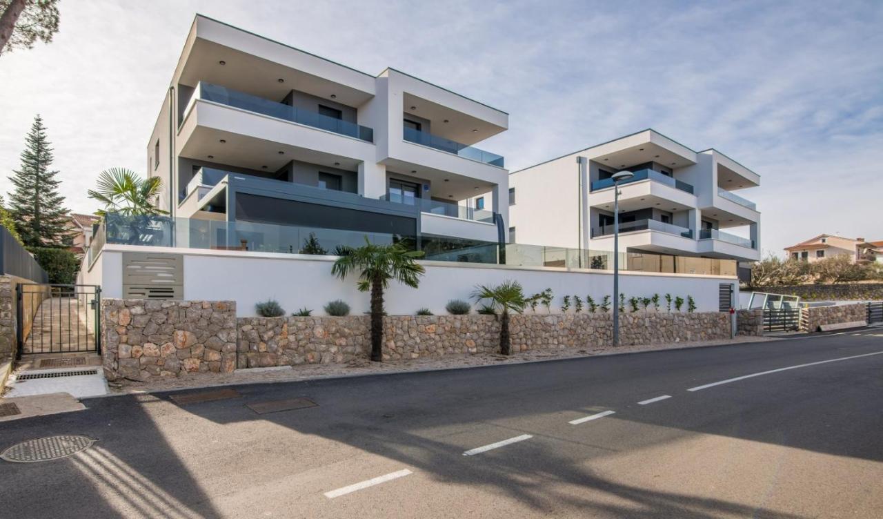 Apartments Elle Luxury Vantacici Малинска Экстерьер фото