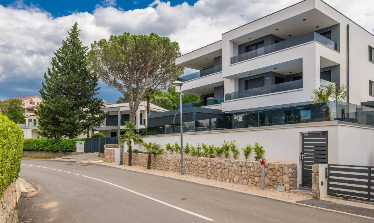 Apartments Elle Luxury Vantacici Малинска Экстерьер фото