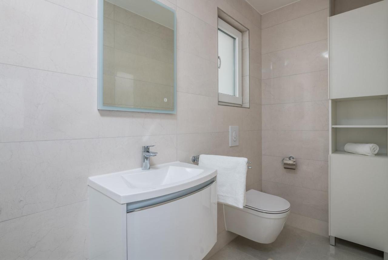 Apartments Elle Luxury Vantacici Малинска Экстерьер фото