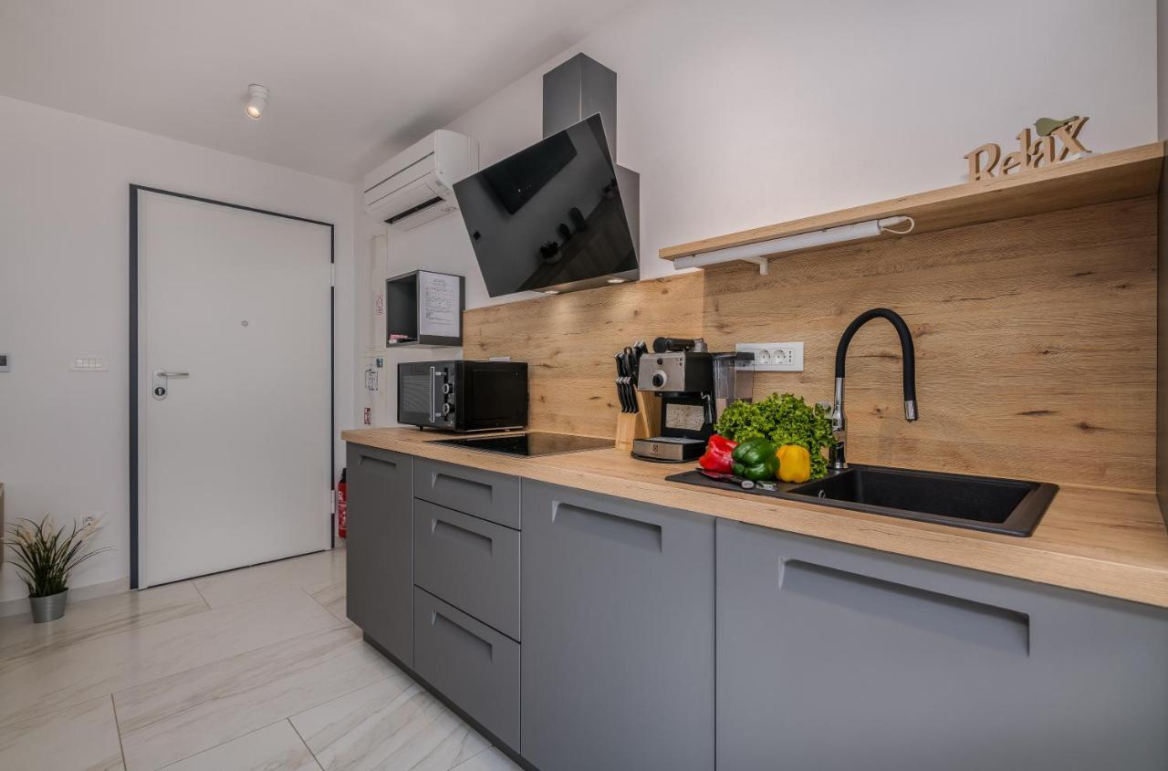Apartments Elle Luxury Vantacici Малинска Экстерьер фото